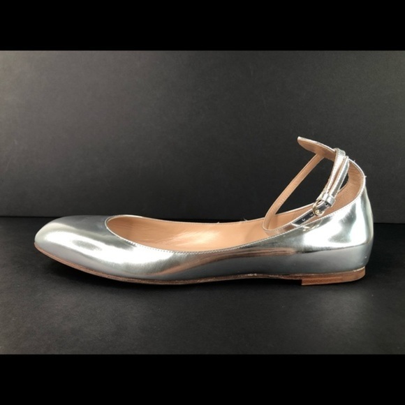 Valentino Garavani Tango Mirrored Ballerina Flats - Picture 3 of 12